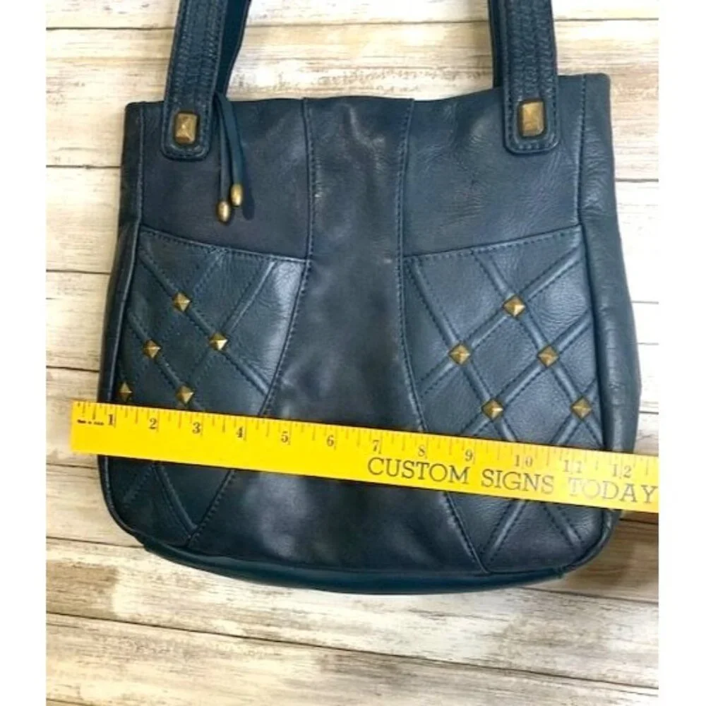 Stone Mountain Accessories this shoulder